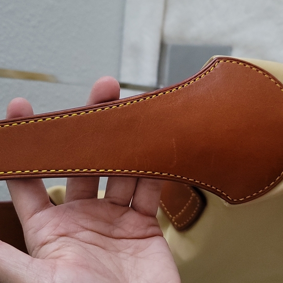 Dooney & bourke nylon hobo no accessories - Picture 5 of 8